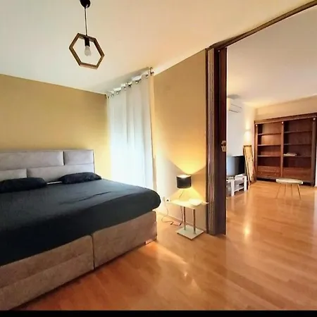 Πανσιόν Beautiful Spacious Close To Σπλιτ