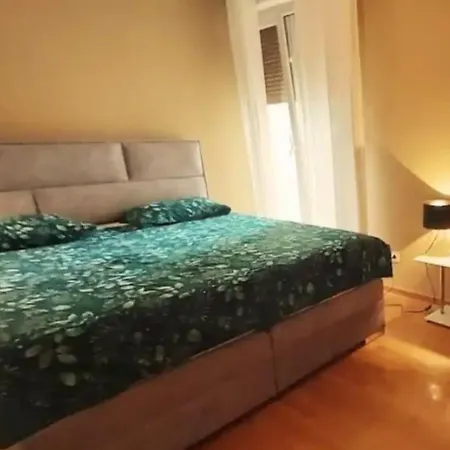 ゲストハウス Beautiful Spacious Close To